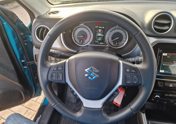 Suzuki Vitara cena 79900 przebieg: 32000, rok produkcji 2021 z Turek małe 742